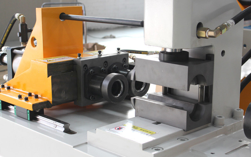 Pipe end forming machine 100CNCx4S1