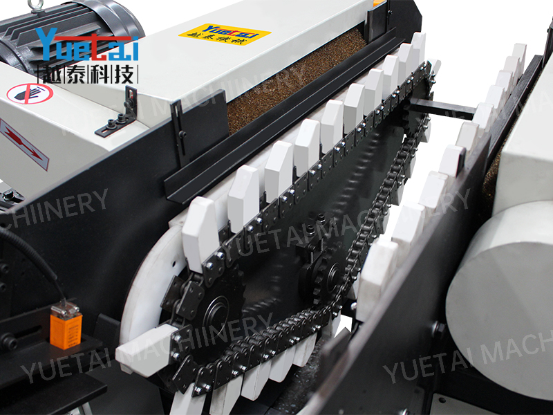 Brush Deburring Machine